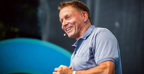 Lutz Pickhardt