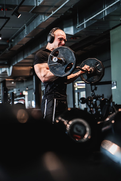 Lucca Simpson Mitchell - High Performance Personal Training