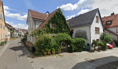 Little English House