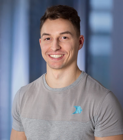 Ganzheitlicher Personal Trainer Philip in Dresden & Hormon-Coach (Muskelkräftigung/Erholung)